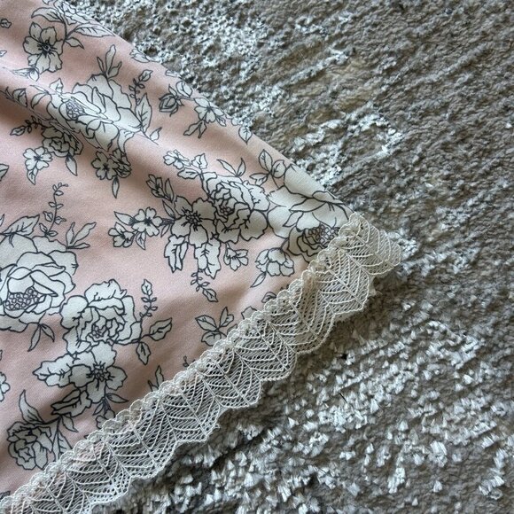 Marilyn Monroe Womens M Babydoll Lingerie Camisole Cami Stretchy Lace Lounge - Picture 6 of 9